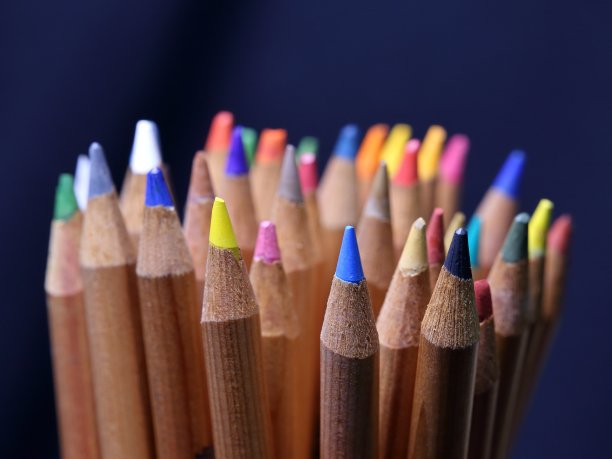 彩色铅笔图片下载