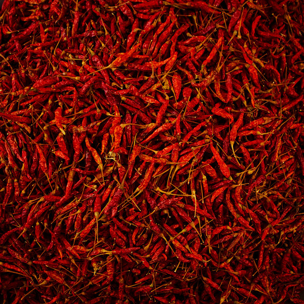 靠近干红辣椒图片下载