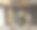 破坏了室内概念，一个巨大的重物从天花板上掉下来，上面有一个洞，周围都是木块和石头，在压力的隐喻下，3d渲染图片下载