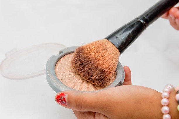 巴西里约热内卢里约热内卢的白色背景化妆刷。图片下载