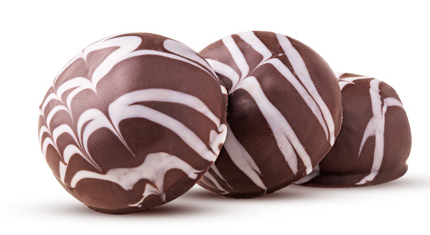三个巧克力糖果图片下载
