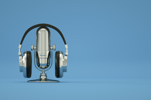 复古旧麦克风和耳机，复古风格，蓝色背景图片下载