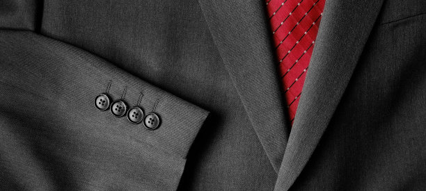 商务套装，白衬衫，红色领带，适合正式着装图片下载