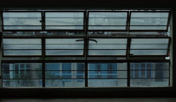 背景——窗口图片下载