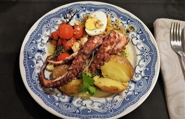 章鱼沙拉。图片下载