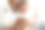 快乐的非洲裔美国人父亲抱着可爱的笑婴儿的特写肖像图片下载