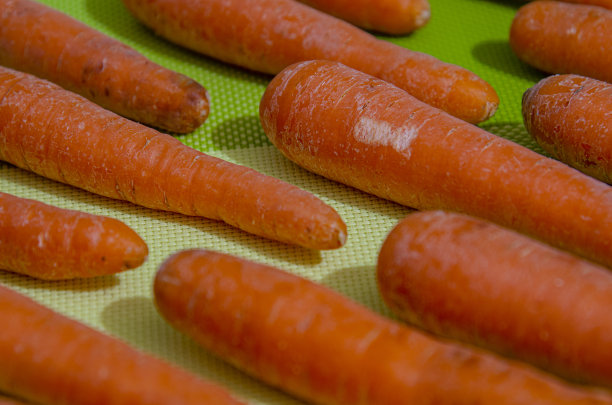 分散的胡萝卜图片下载