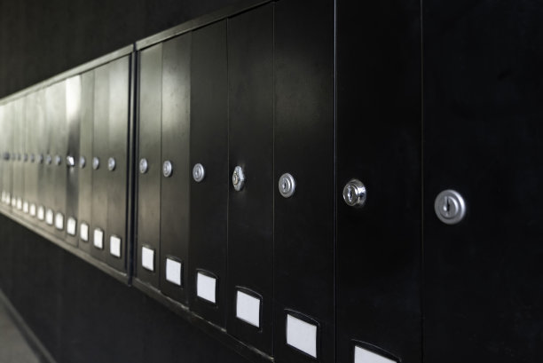 装信件的黑色信箱图片下载