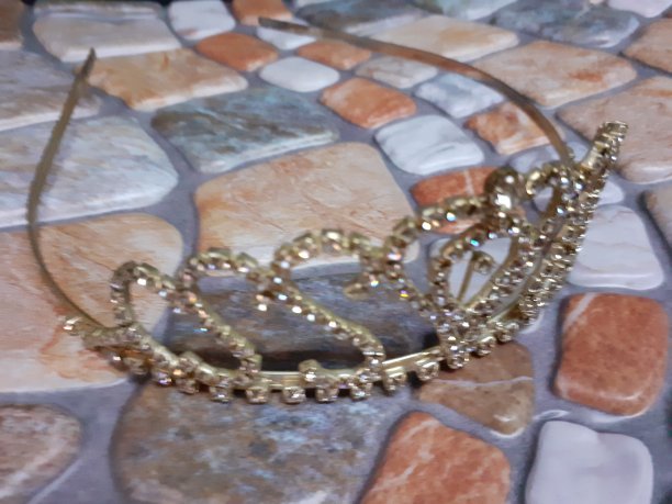 宝石钻石头饰特写图片下载