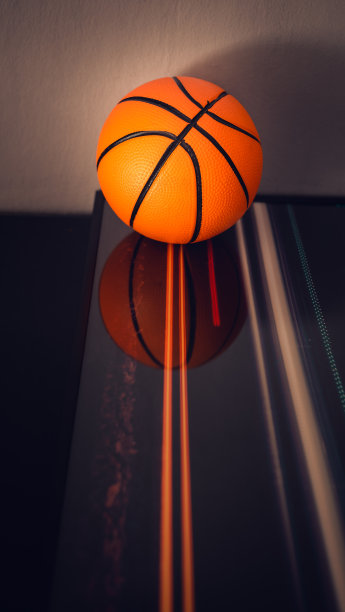 新的橙色篮球。抽象的背景。图片下载