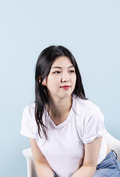 20多岁女性的生活方式图片下载