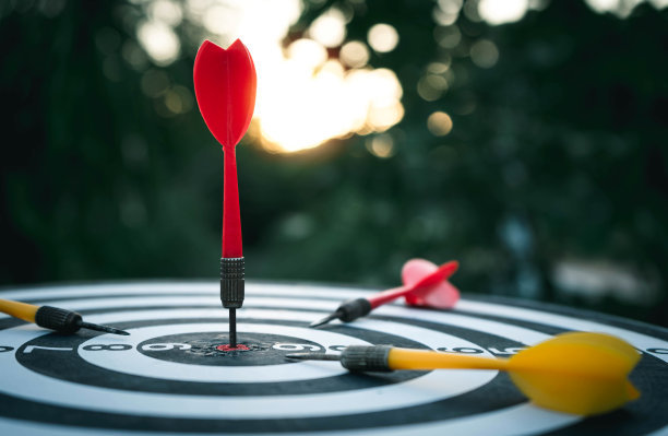 成功目标以商业理念为目标。创业的理念就是创业越走越好，企业发展才能成功的目标理念。图片下载