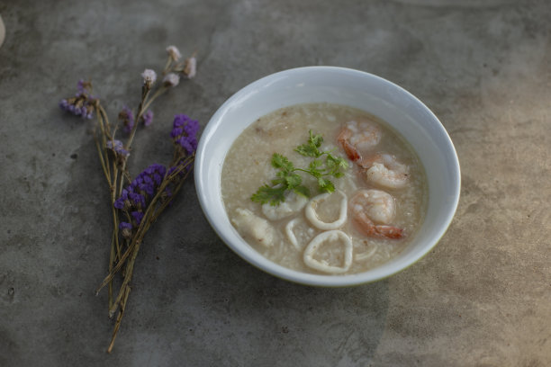 海鲜米饭的特写照片图片下载