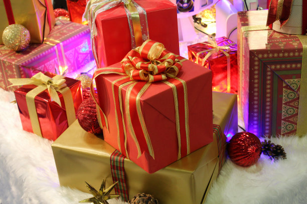 圣诞节和新年假期背景。图片下载