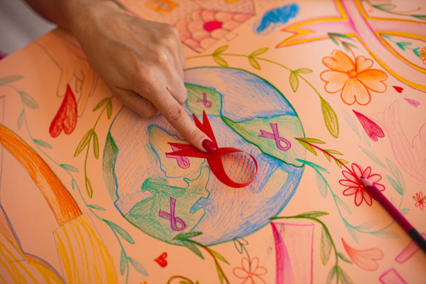 乳腺癌幸存者，用手工制作的海报表达对乳腺癌的关注和支持图片下载