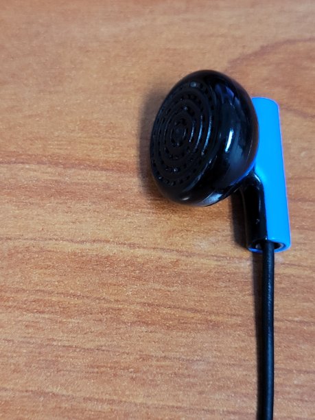 一个耳机图片下载