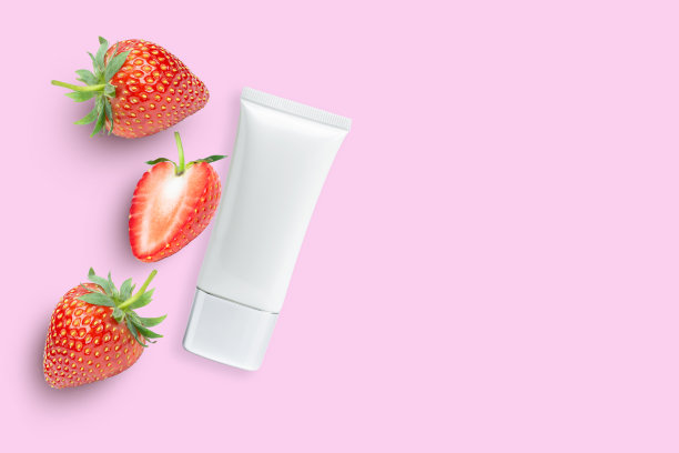 草莓护肤霜图片下载