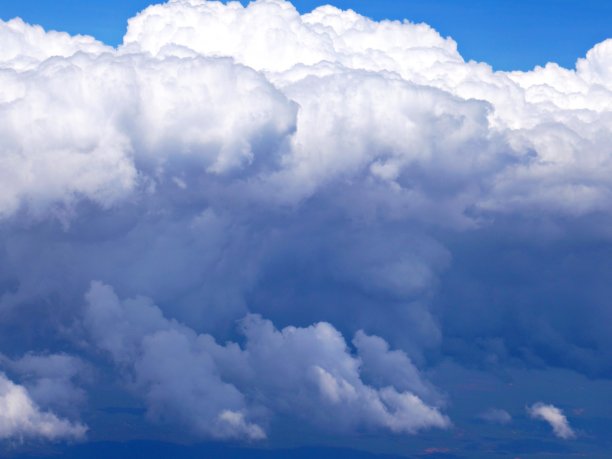 高空云底图片下载