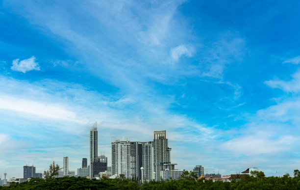 2021年8月22日，泰国春武里芭堤雅的一座建筑。图片下载