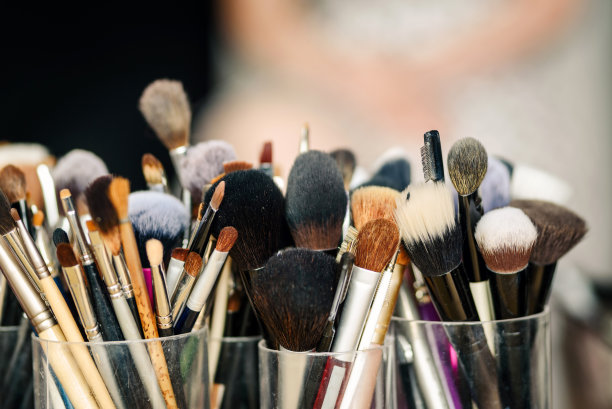 化妆刷特写照片。图片下载