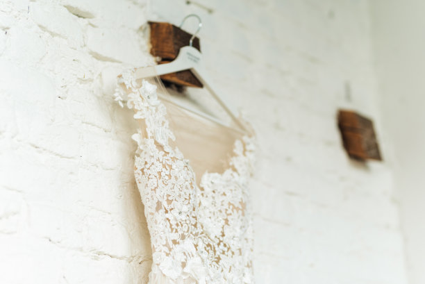 优雅的蕾丝裙子。婚纱图片下载