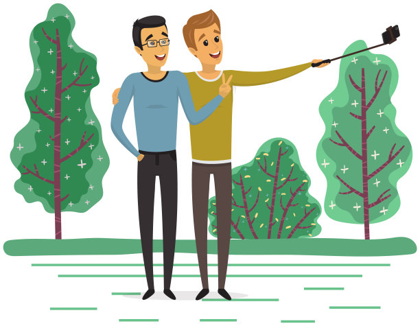 男朋友们拿着手机，在森林的背景下摆姿势自拍图片下载