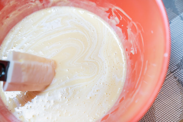 制作芝士蛋糕的照片图片下载