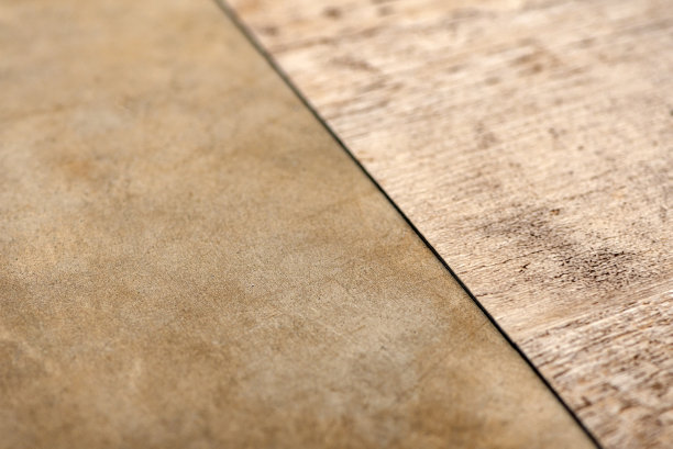 聚氯乙烯树脂样品，地板设计选择与复制空间。容易安装加热乙烯基地板图片下载