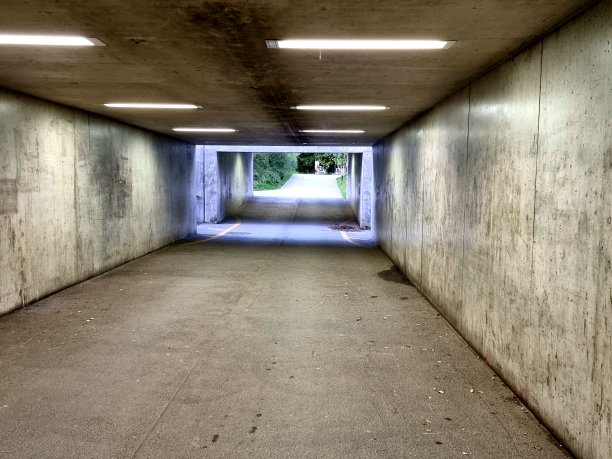 混凝土隧道图片下载