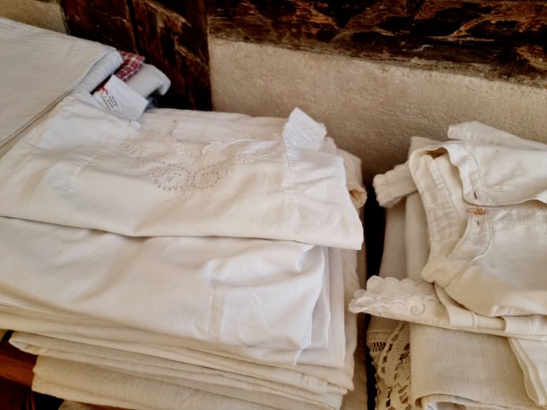 手工制作的衬衫图片下载