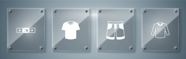 毛衣、短裤或裤子、t恤和腰带图片下载