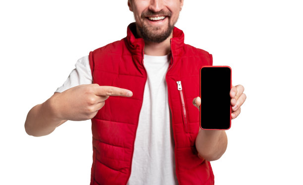 兴高采烈的送货员指着智能手机图片下载