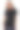 工作室里一个穿着黑色t恤的和平女人图片下载