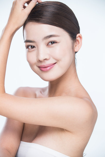 青年女人妆面肖像图片下载