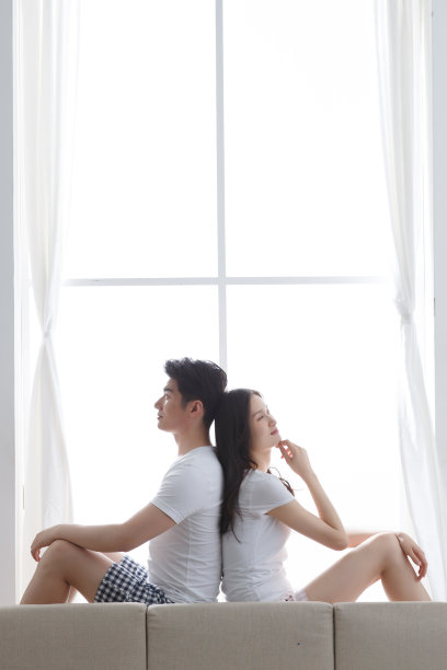 浪漫情侣图片下载