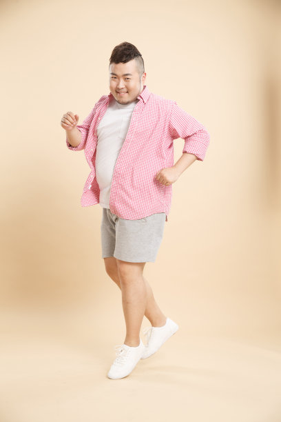 青年胖男人图片下载