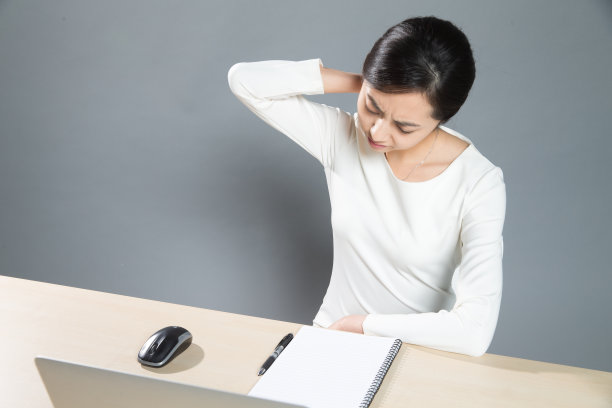 疲劳的女白领图片下载