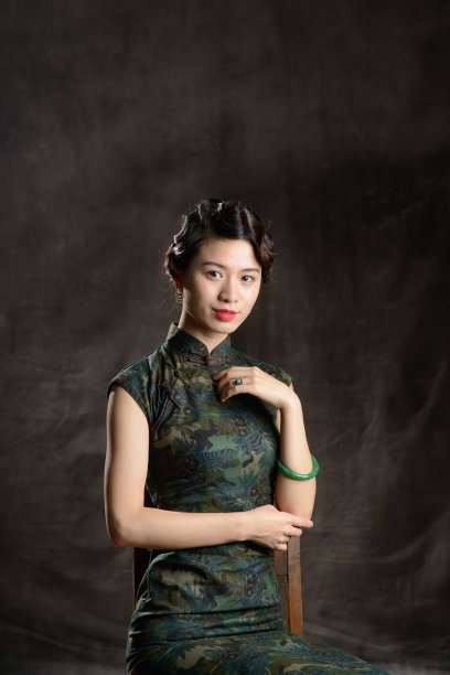 古典式名媛图图片下载