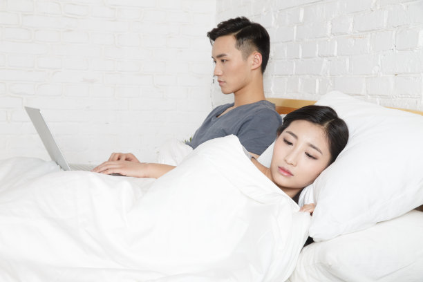 青年情侣图片下载