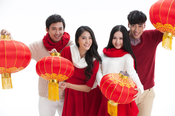 欢乐的青年男女拿着灯笼图片下载