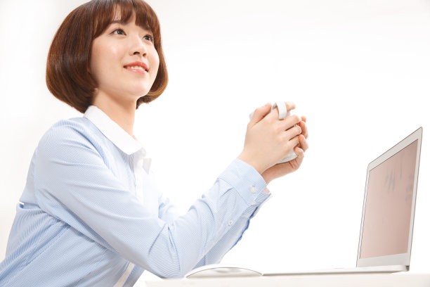 青春活力的青年女人图片下载