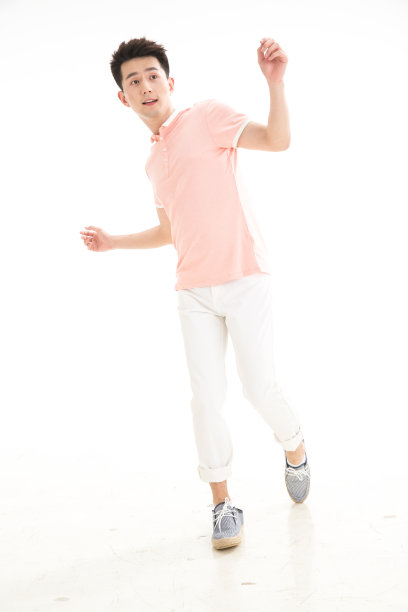 青年男人图片下载