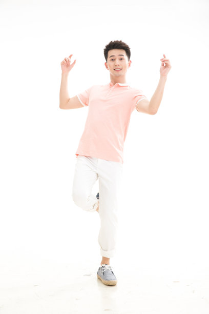 青年男人图片下载