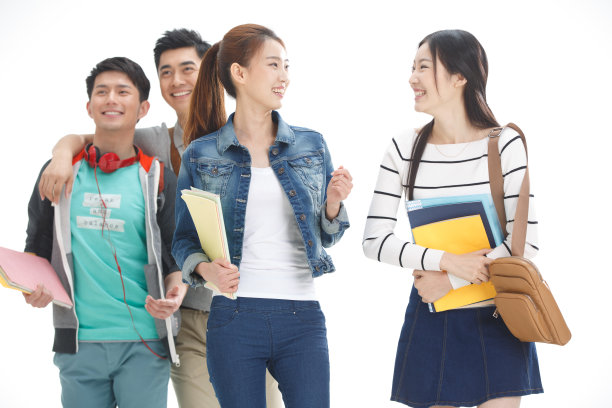 四个年轻的大学生图片下载