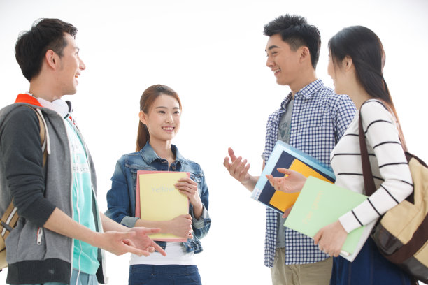 四个年轻的大学生图片下载