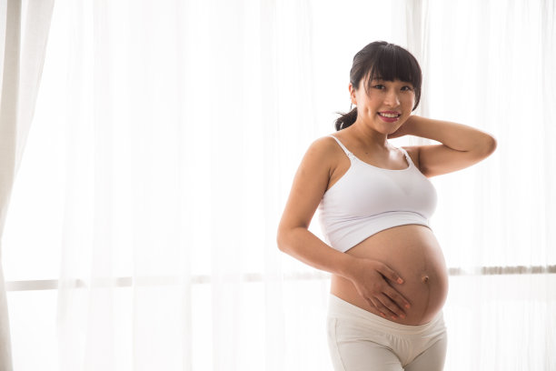 幸福的孕妇图片下载