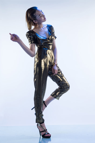 青年时尚女人图片下载