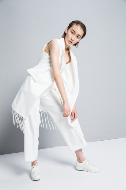 青年时尚女人图片下载