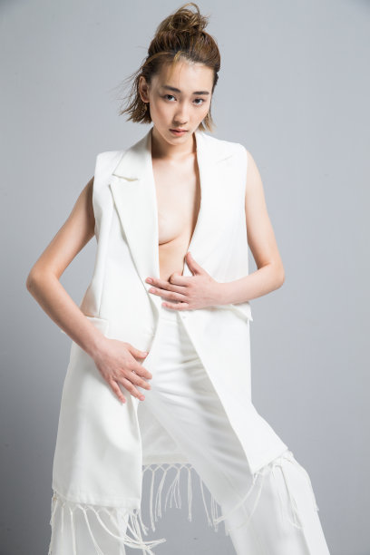 青年时尚女人图片下载