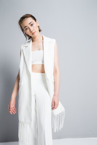 青年时尚女人图片下载